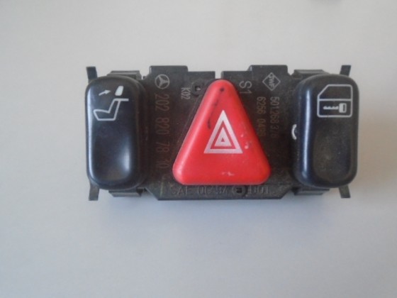Botão 4 piscas Mercedes C-class 5P ref 202820 78 10 - 174565  
